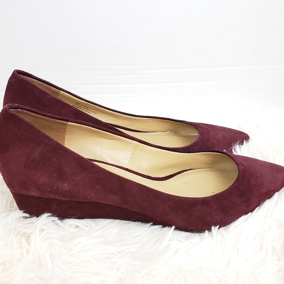 Talbots‎ Burgundy Platform Wedges Suede Sz 7 NARROW - Picture 1 of 7